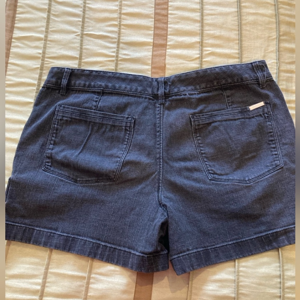 WHBM Faded Black Denim Shorts - Picture 2 of 3